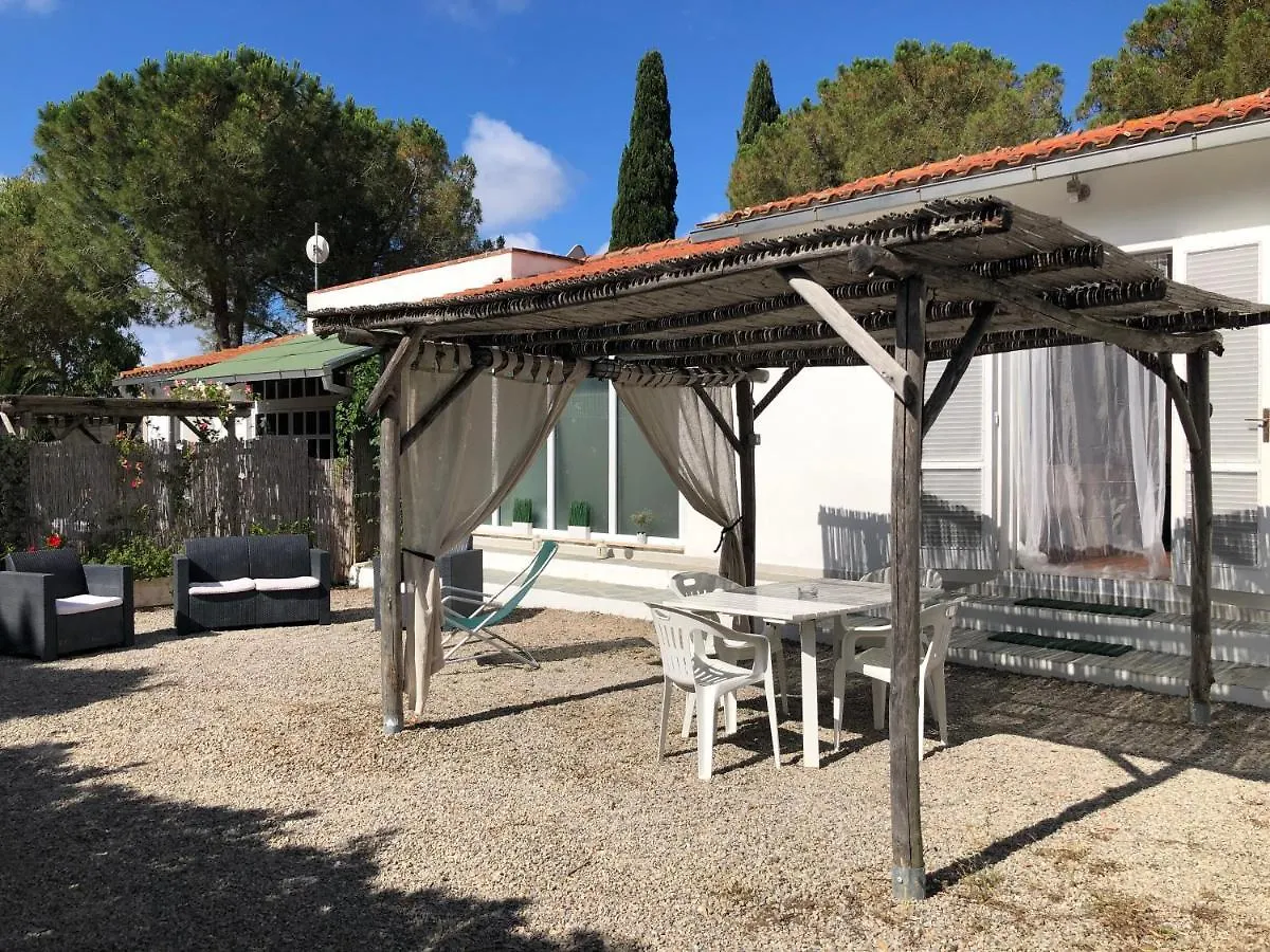 Appartamenti Sterlizia Lacona Apartment
