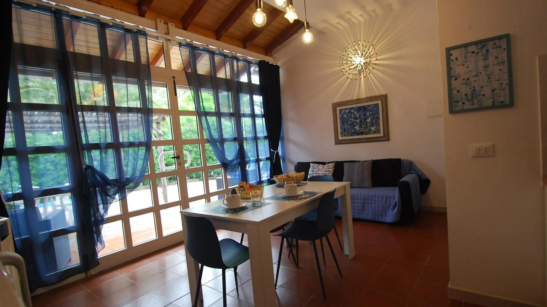 Appartamenti Sterlizia Lacona Apartment