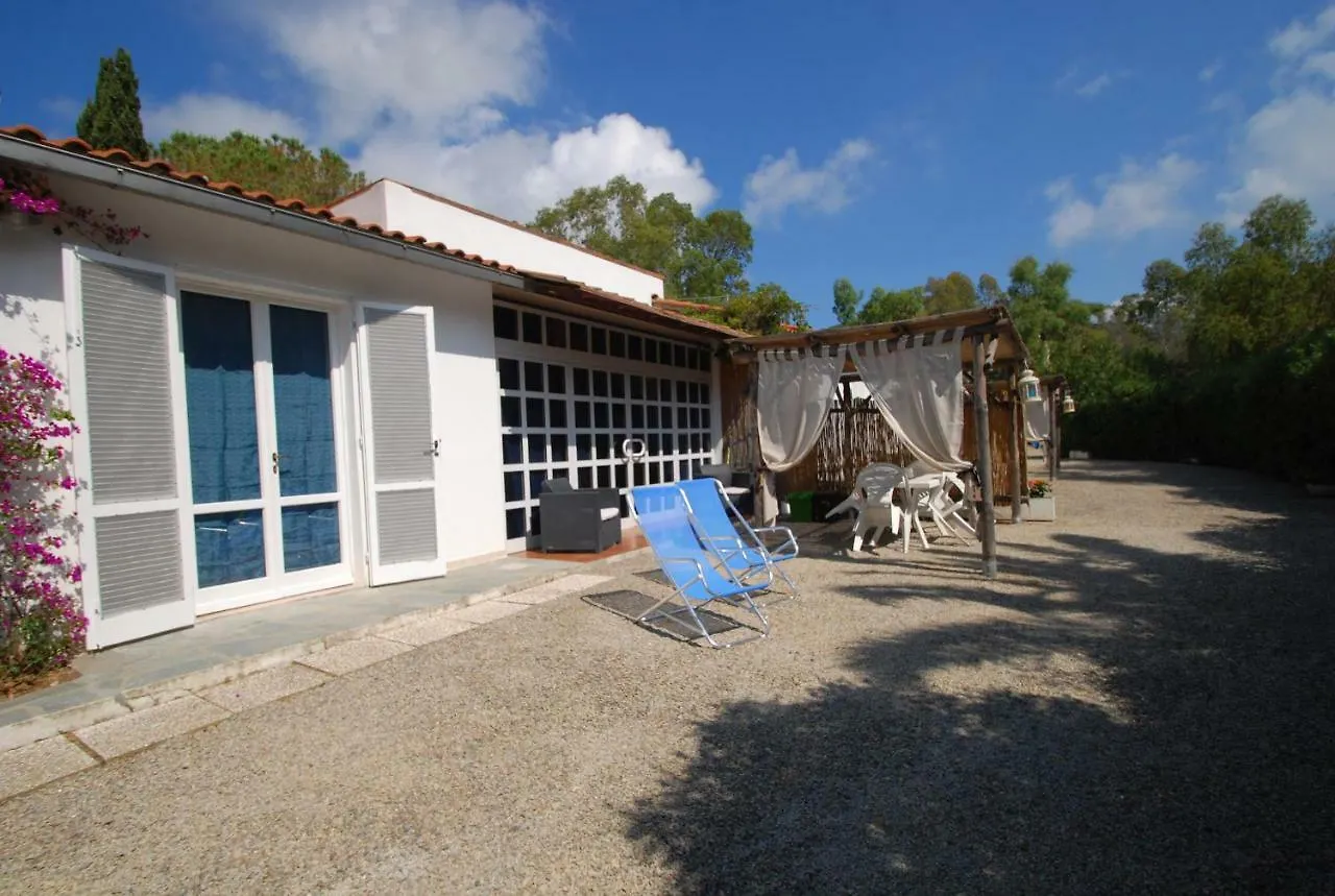 Apartment Appartamenti Sterlizia Lacona Italy