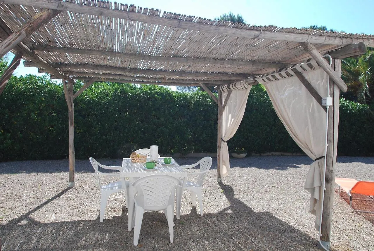Appartamenti Sterlizia Lacona Apartment